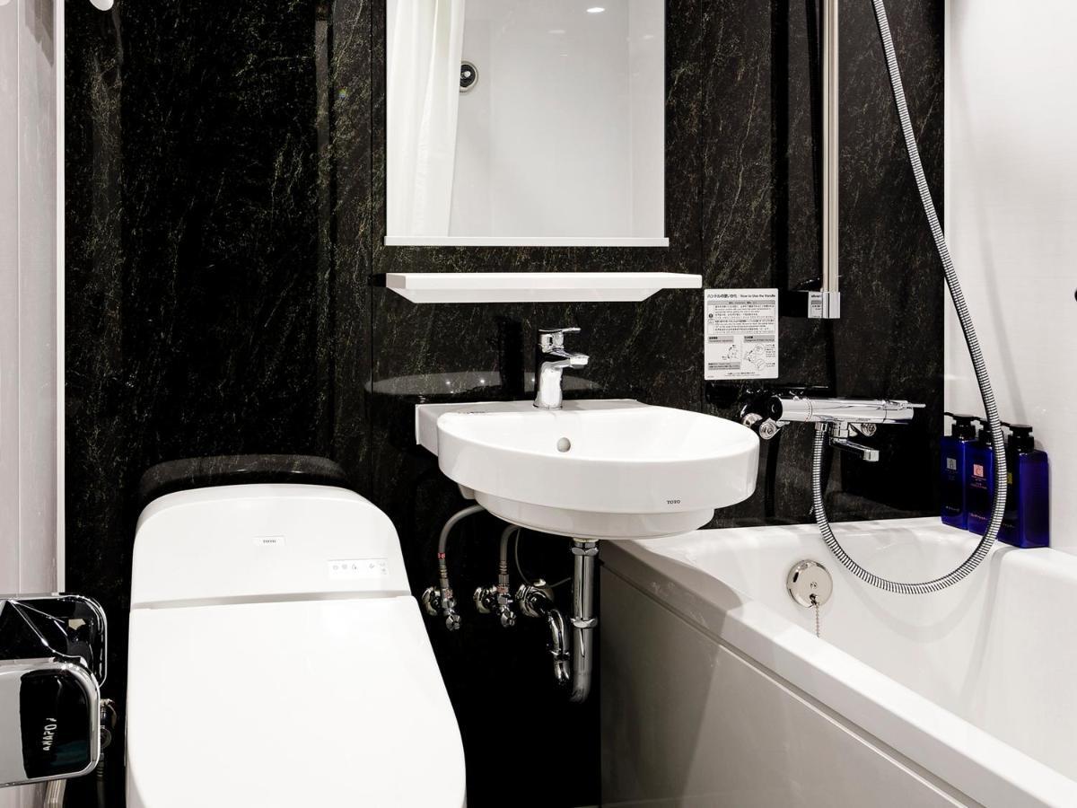Hotel Dans Le Coeur Osaka Umeda ภายนอก รูปภาพ